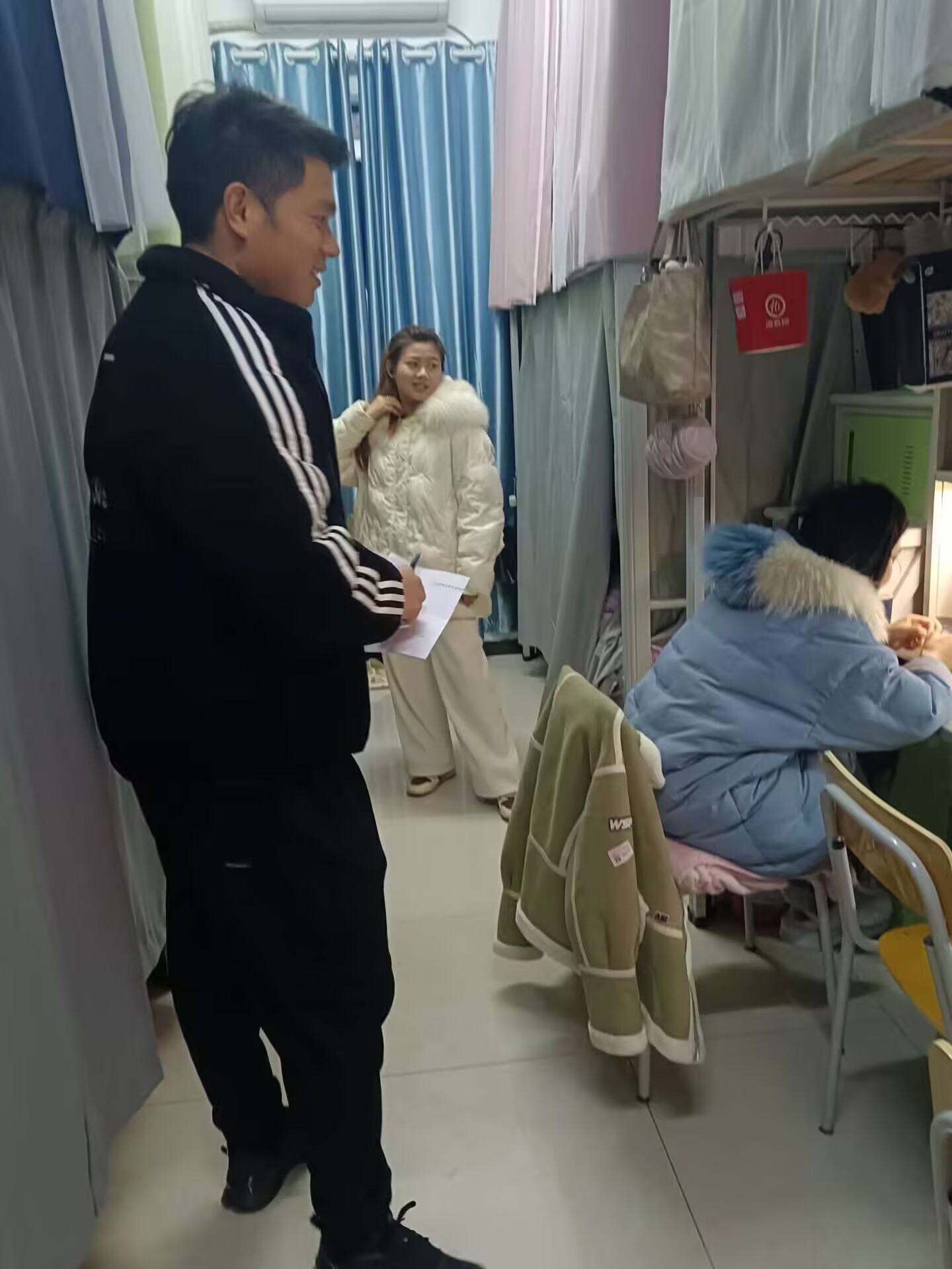 Cache_-38712f001eaad6f8